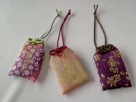 Let's make your own OMAMORI "Lucky charm" in Higashi-omi city